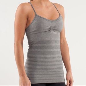 LULULEMON Ebb & Flow Seamless Yoga Tank 4 Grey